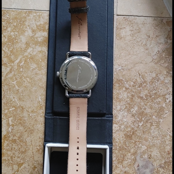 J Brackett Watch with box. Very nice condition - Picture 4 of 4